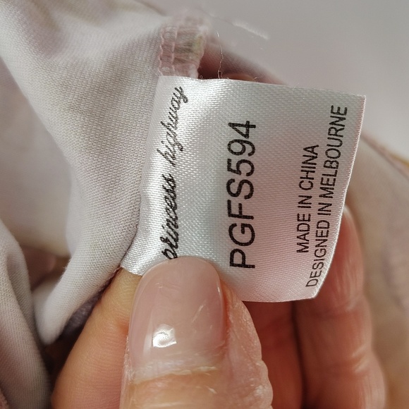 Princess Highway Pink Floral Crop Top Size 14 Girls Small Adult Stretch - Picture 5 of 7